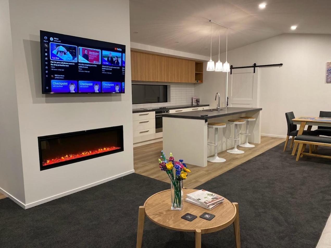 Holiday Home In Beautiful Te Anau Exterior foto